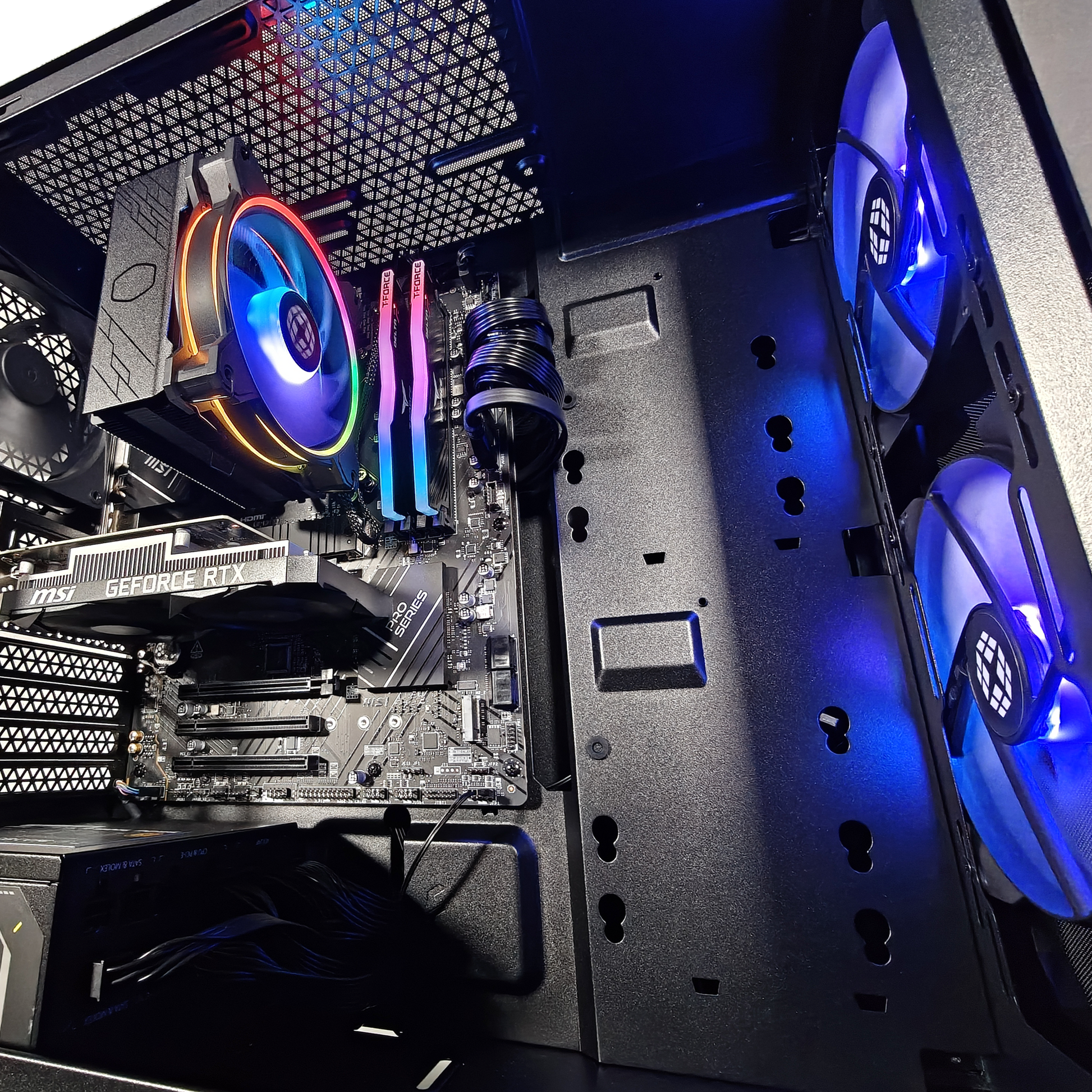 Focus Essential — RTX 3050, Core i3-12100F, 16GB DDR4, 1TB SSD