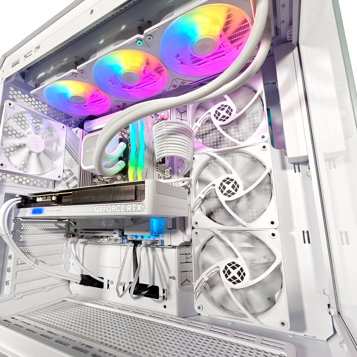 GT502 Ghost — RTX 5060, Ryzen 5 9600X, 32GB DDR5, 2TB SSD