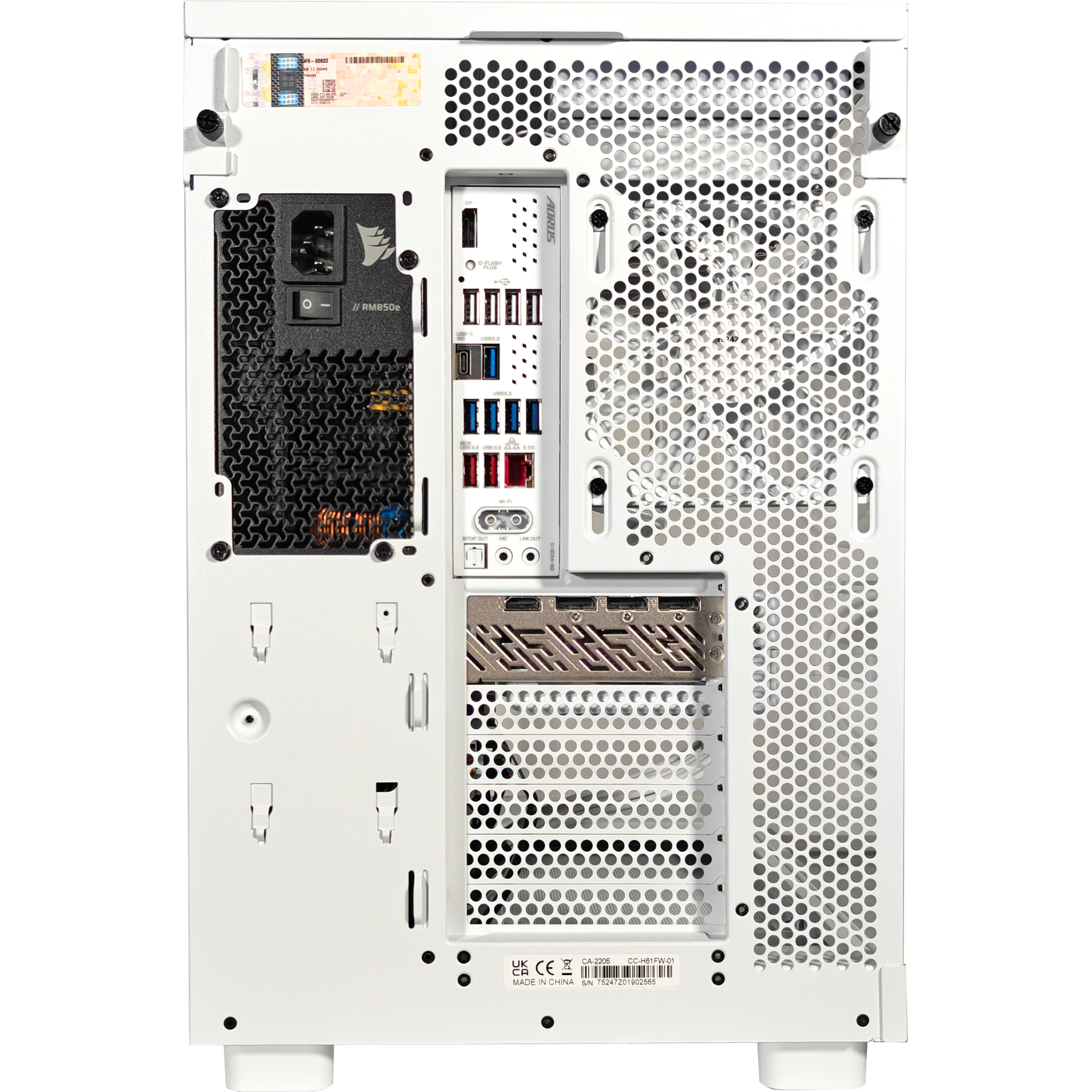 H6 Ghost — RX 9070 XT, Ryzen 7 9800X3D, 32GB DDR5, 2TB SSD