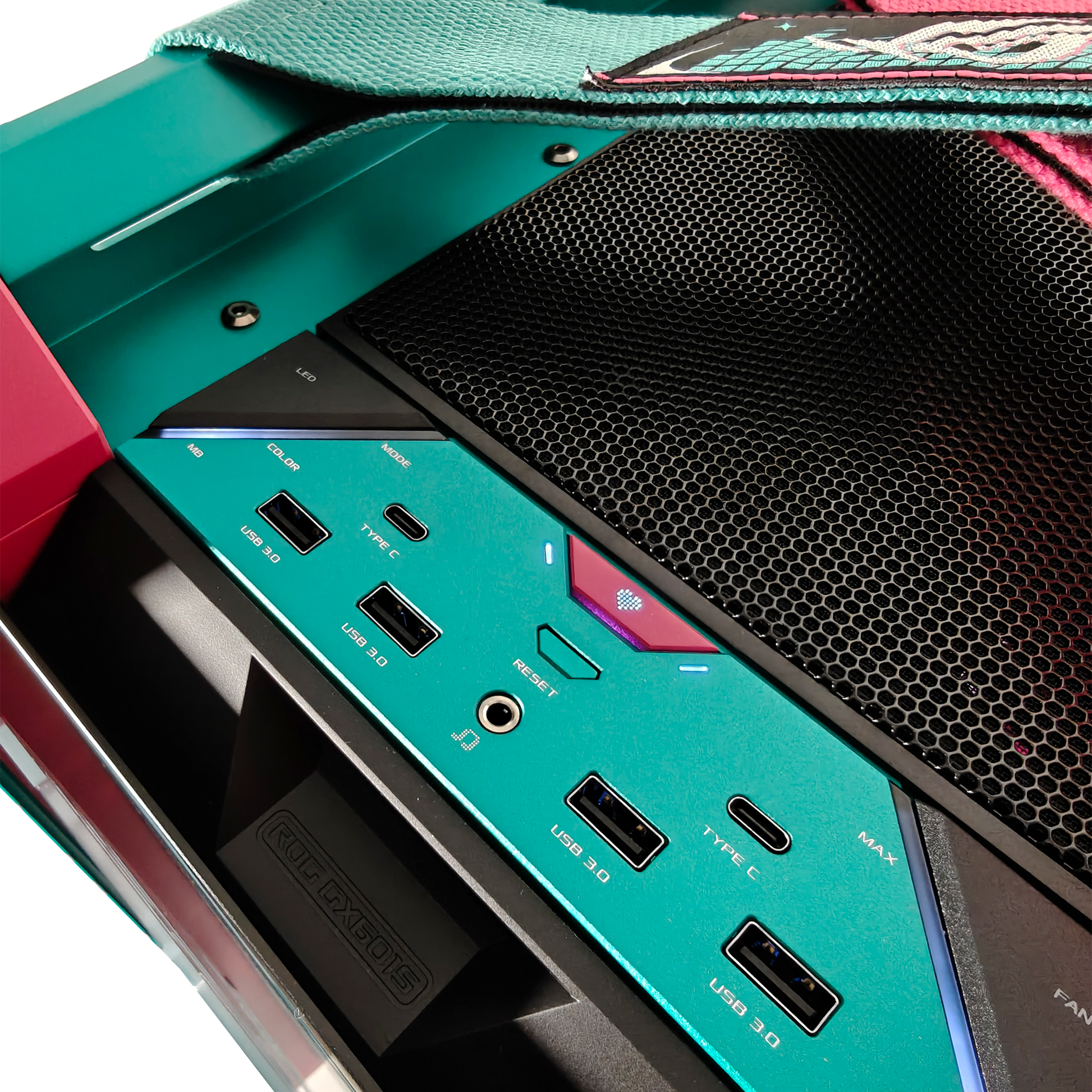 ROG Strix Helios II Hatsune Miku — RTX 5080, Ryzen 7 9800X3D, 64GB DDR5, 4TB SSD