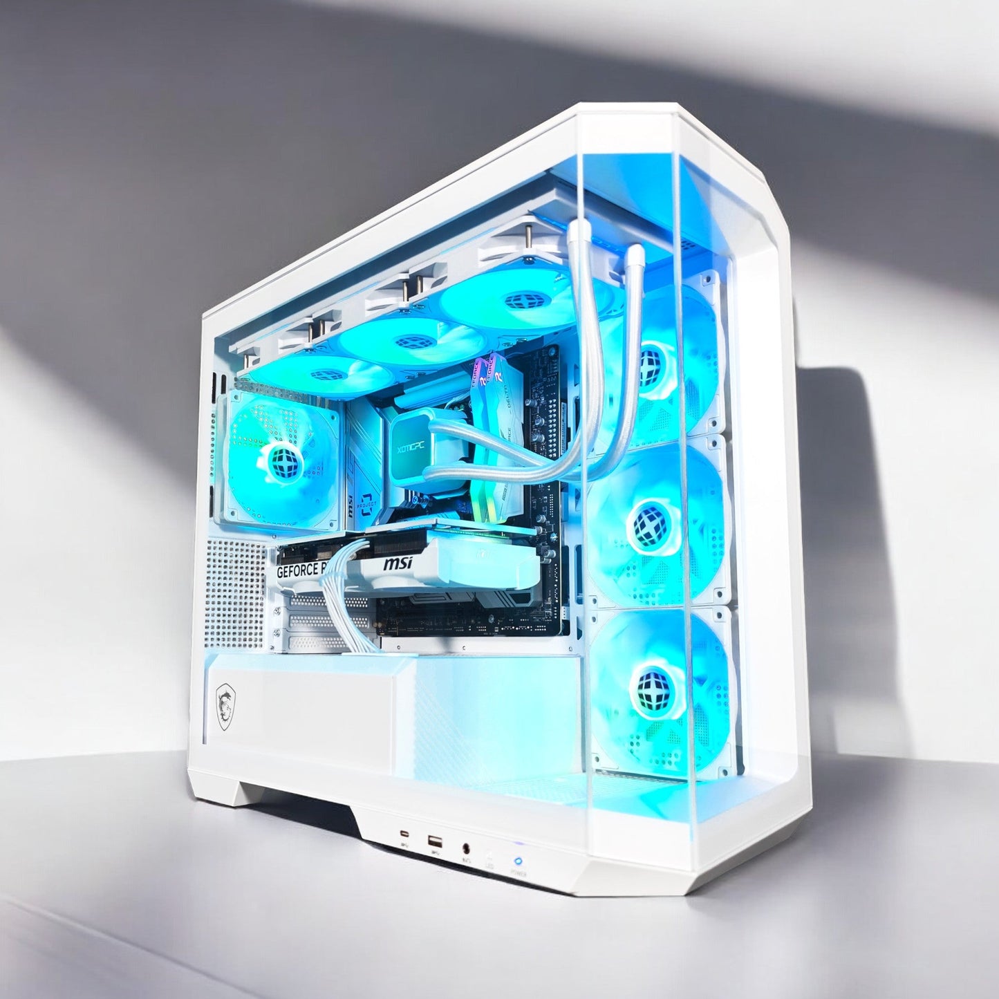 Project Zero Pano Ghost — RTX 5070, Core i7-14700K, 32GB DDR5, 1TB SSD